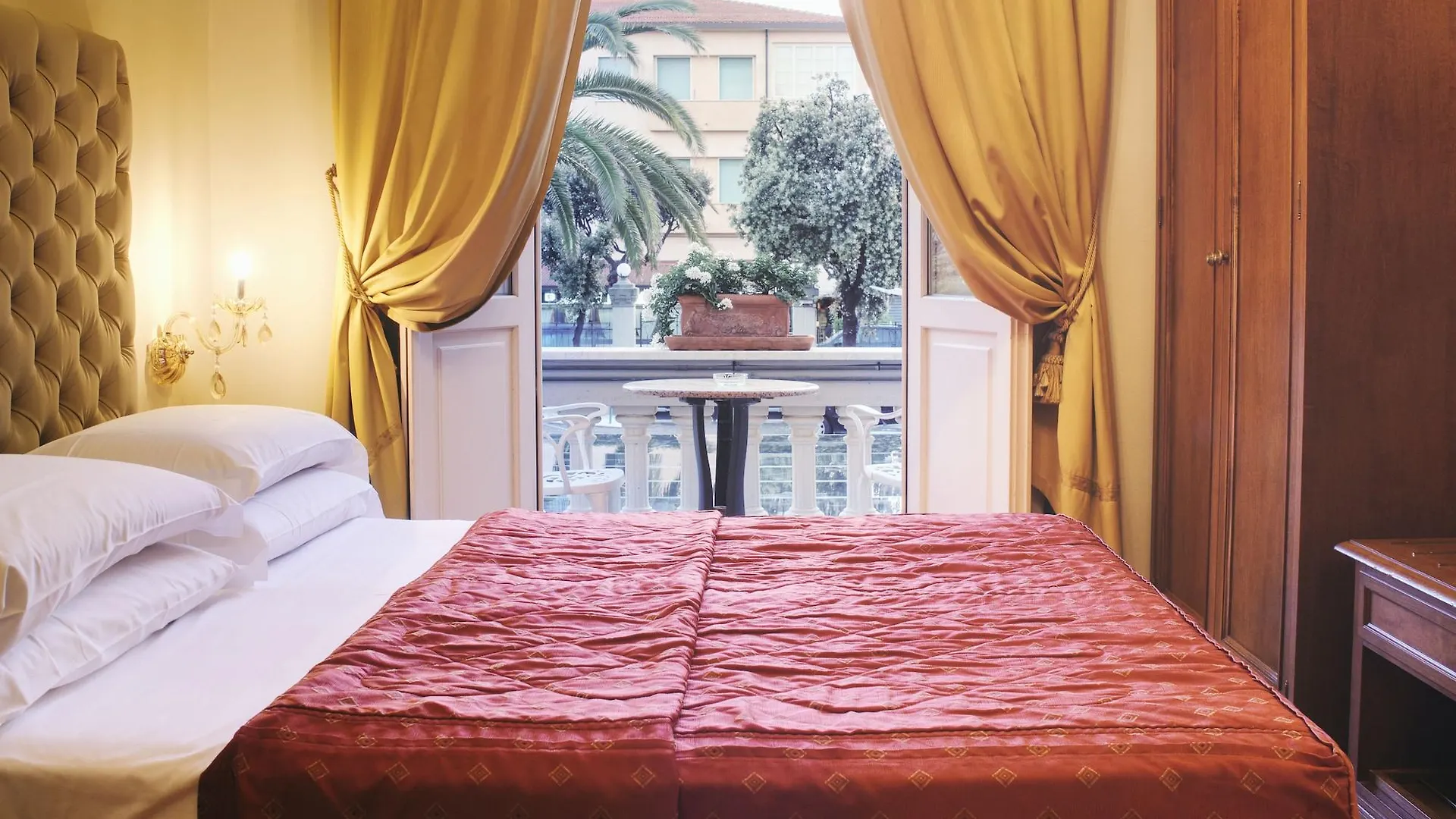 Hotel Europa Lido di Camaiore 4*,