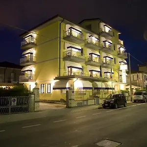 Fortunella Lido di Camaiore